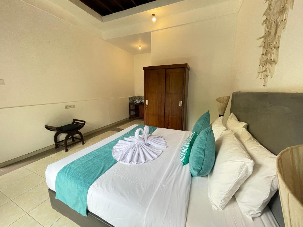Casa Sessy Legian *