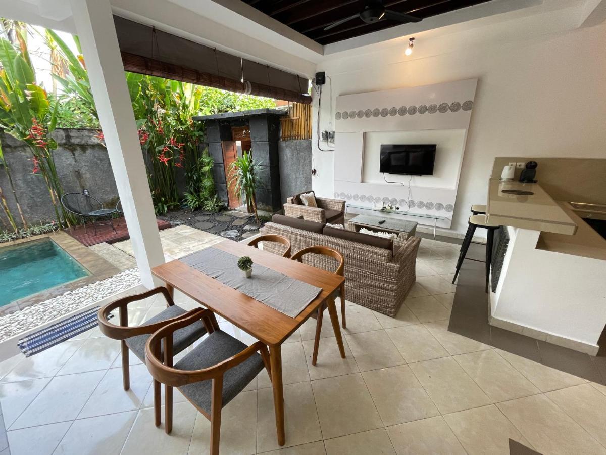 Casa Sessy Legian *